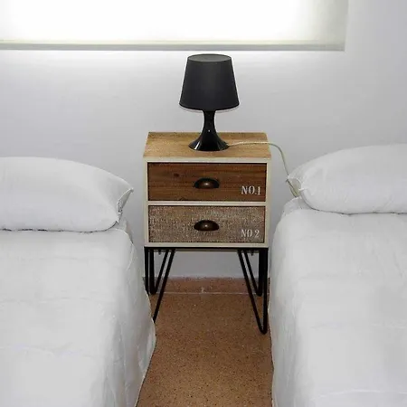 Apartment Apartamento Maria Luisa 8 Pax